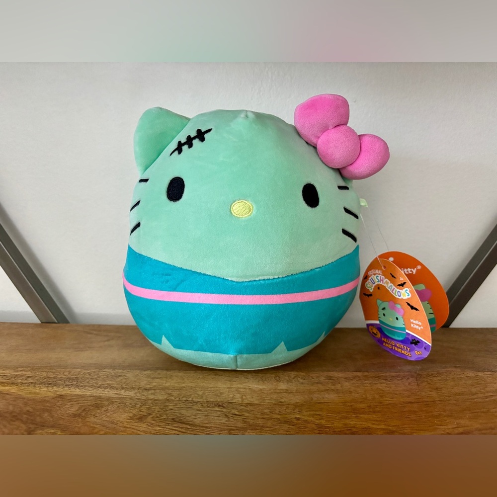 Hello Kitty Frankenstein Squishmallow NWT